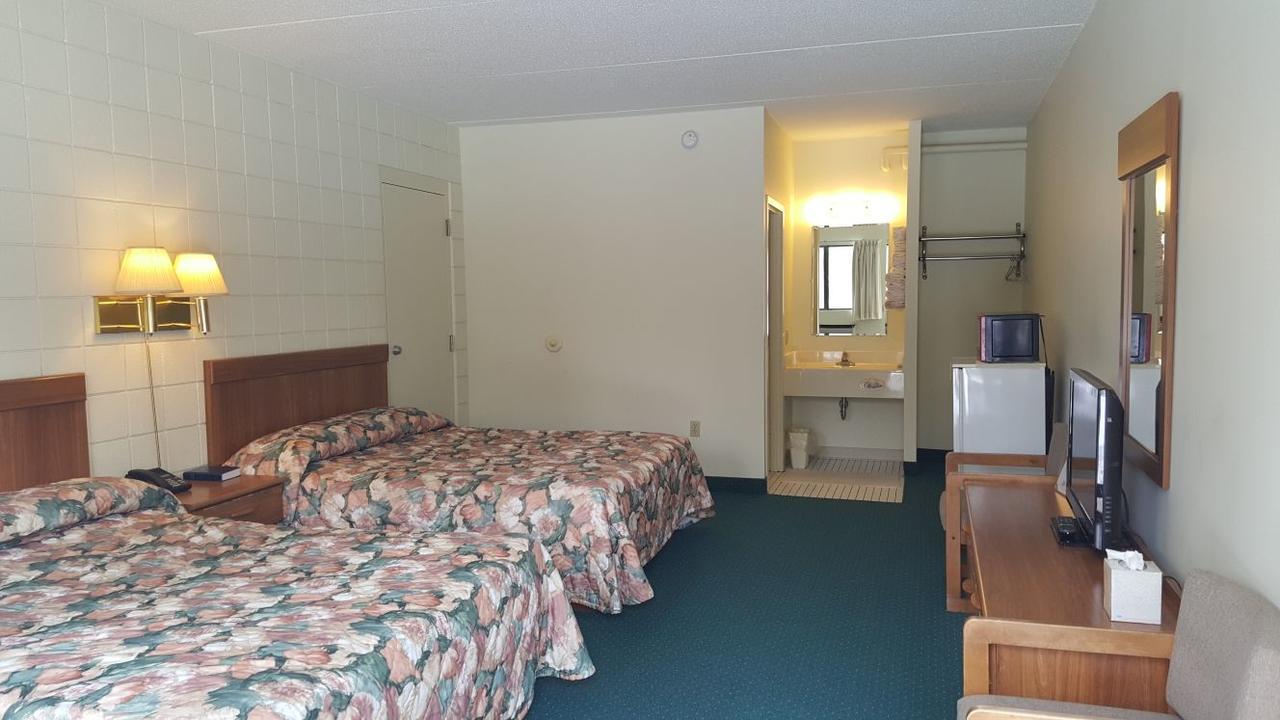 Oakridge Motel Newaygo Zewnętrze zdjęcie