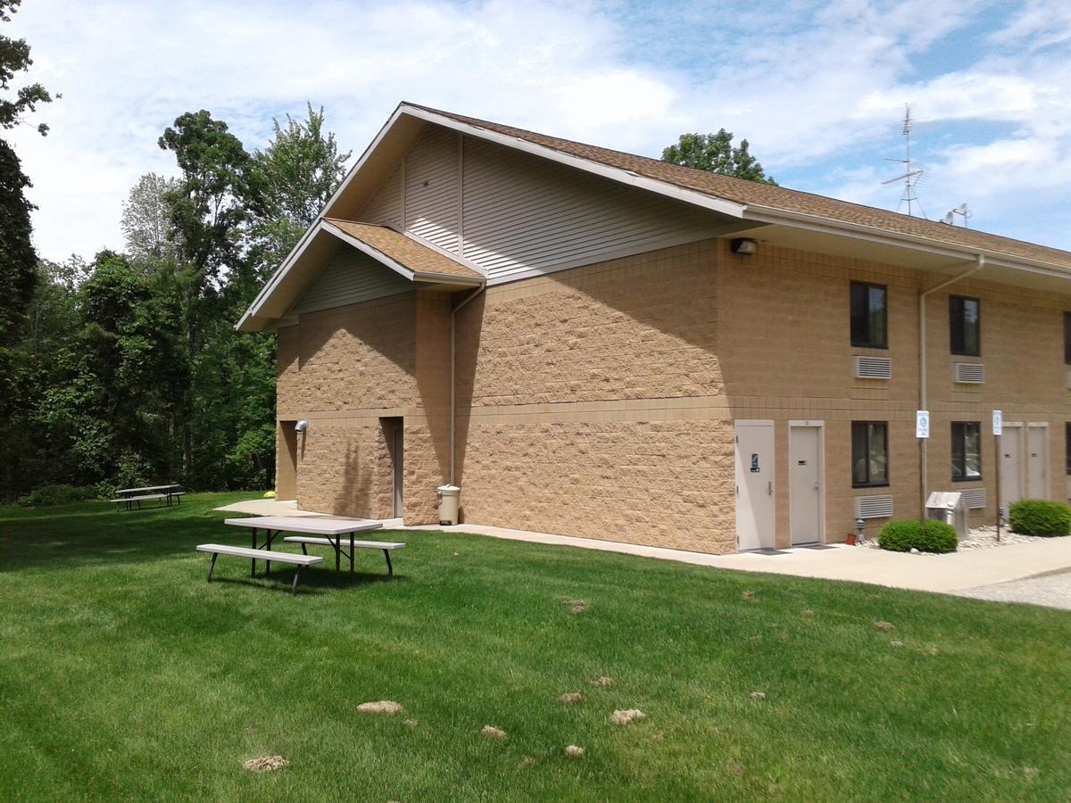 Oakridge Motel Newaygo Zewnętrze zdjęcie